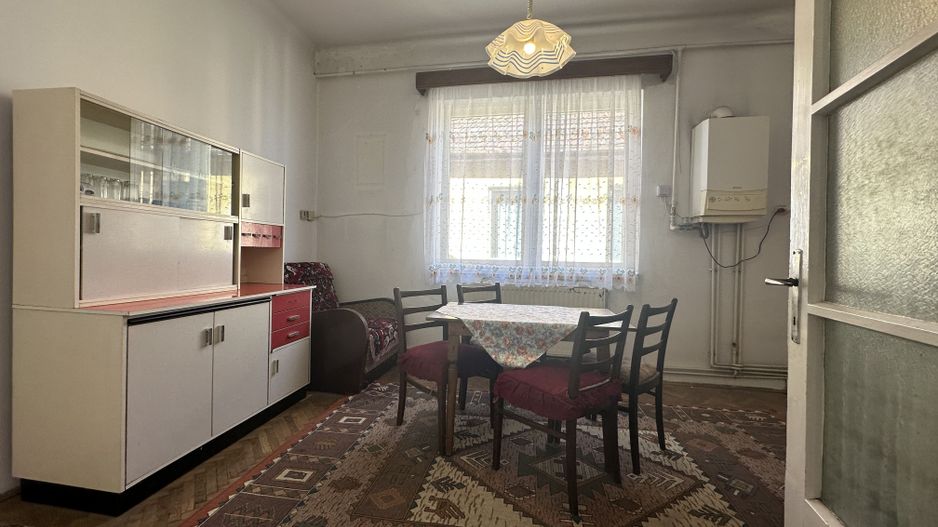 Apartament in casa spațios la doar 5-7 minute de Centrul Istoric - Poză 11