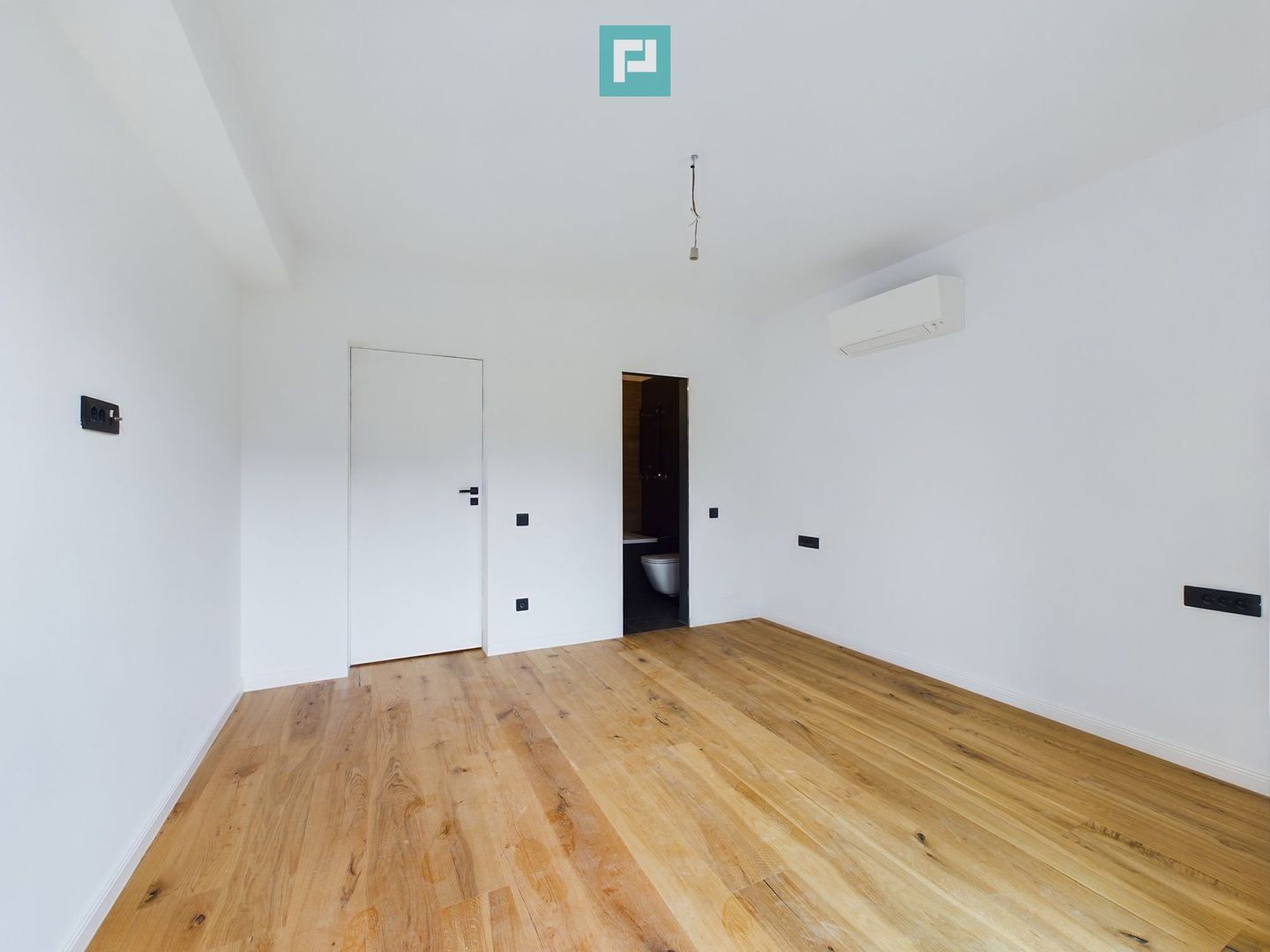 Apartament cu 3 camere si gradina proprie in Aviatiei - Poză 3