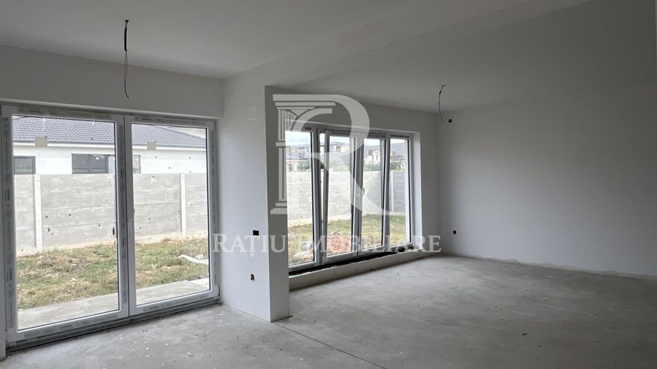 Casă cu 4 camere semifinisată de vânzare | Oncea | Oradea - Poză 9