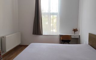Inchiriere 3 camere  ultracentral, str. Ep.Mihai Pavel, Oradea - Poză 10