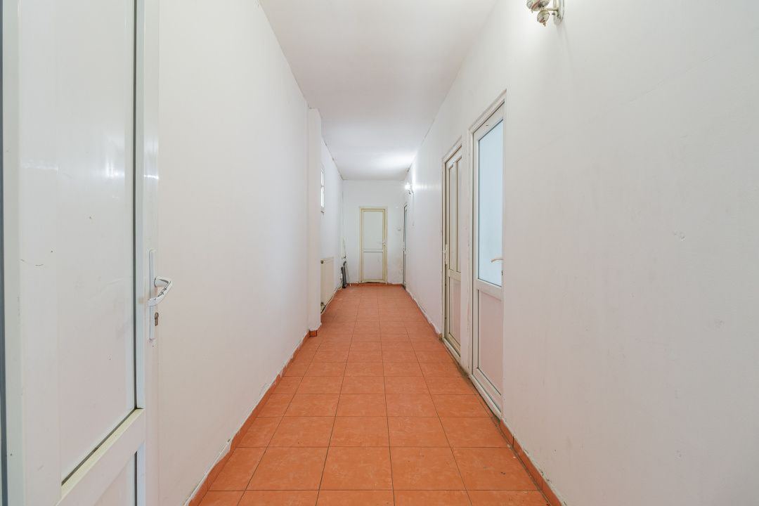 Spatiu de inchiriat la intrarea in Bragadiru - Poză 7