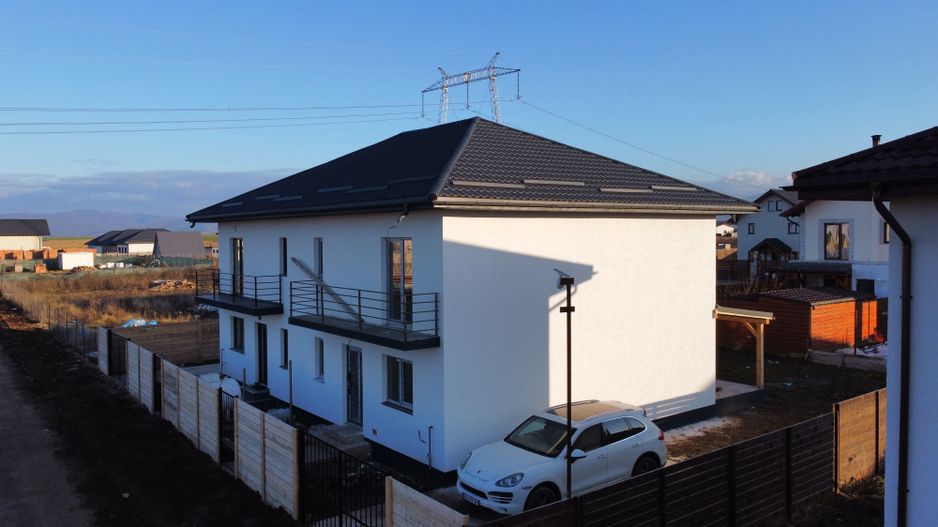 Duplex modern de vânzare în cartierul Izvor - Poză 4