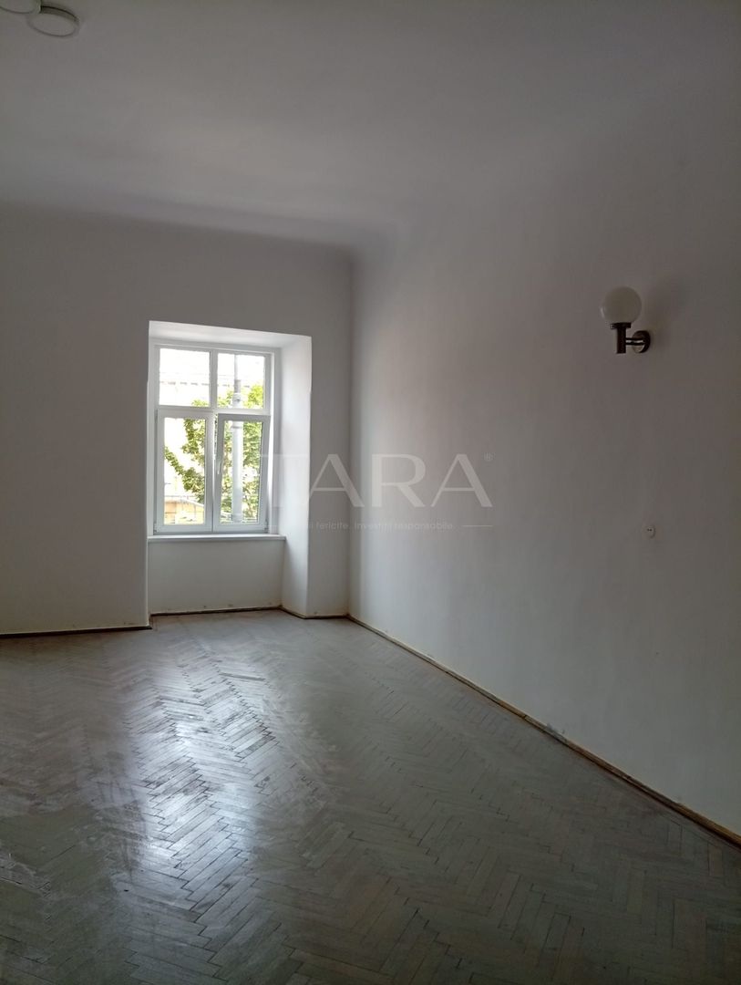 Apartament cu 2 camere, 75 mp, grădină, parcare, acces auto, Km 0. - Poză 5