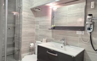 APARTAMENT DEOSEBIT – 1 CAMERĂ, ULTRACENTRAL – BLOC COREVAS VASLUI; - Poză 10