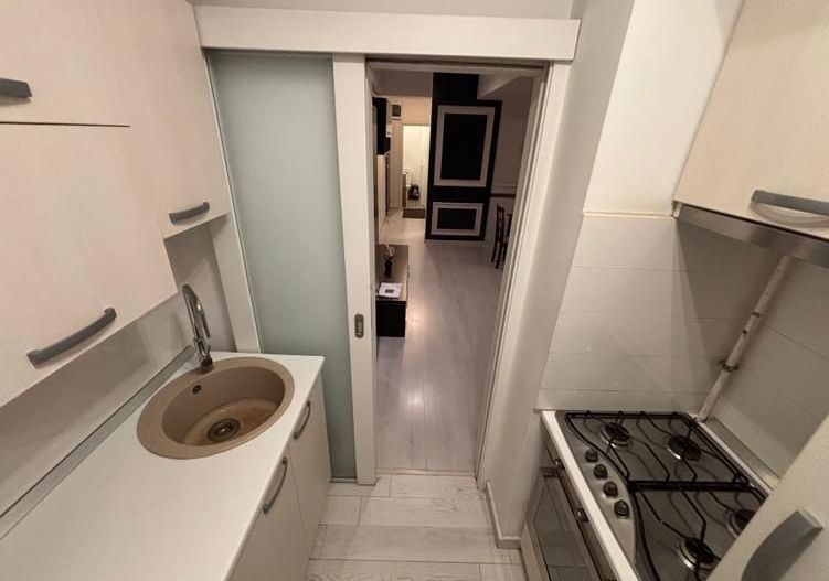 Apartament 3 camere mobilat modern, panorama superba Palatul Parlamentului - Poză 12