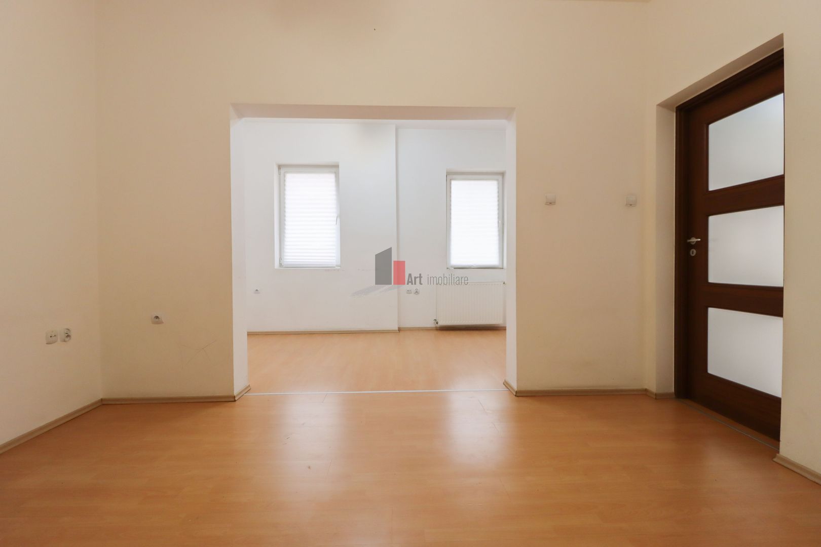 Spatiul "AVANOA", in vila CONSOLIDATA, 3-4 camere, FARA MENTENANTA - Poză 4