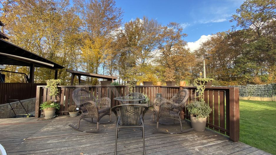 Vila individuala/Pensiune, teren 1022 mp, piscina, pompa de caldura - Poză 9