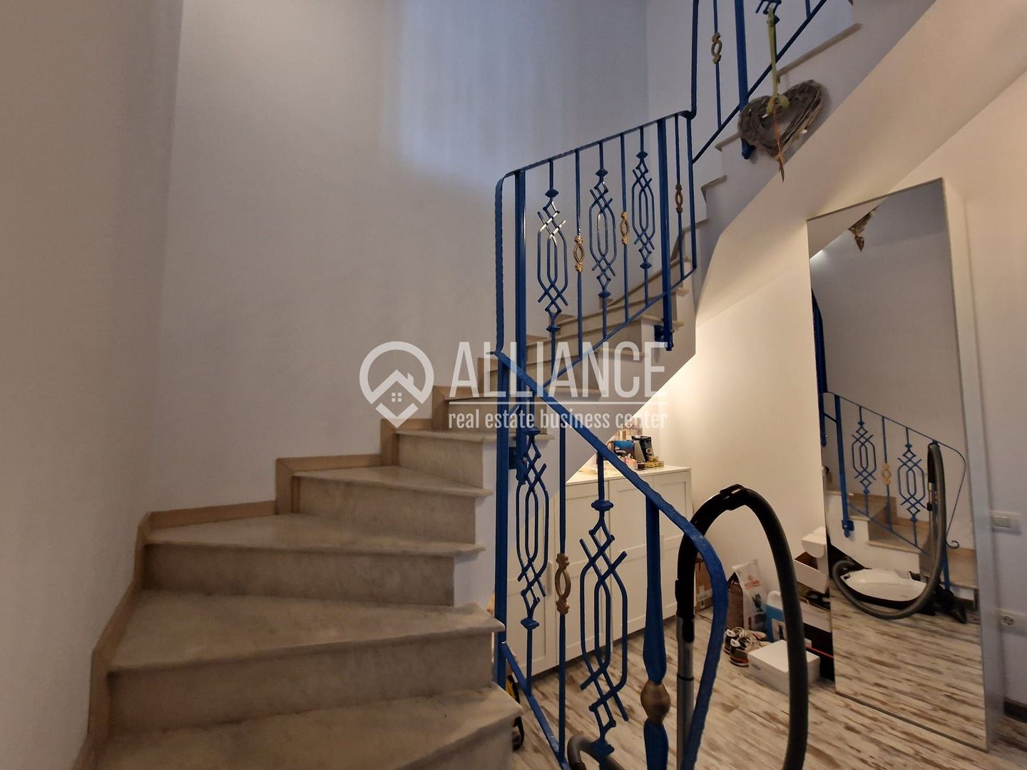 Oază de Rafinament și Confort: Vilă de Lux în Cumpăna ( cod 12 ) - Poză 9