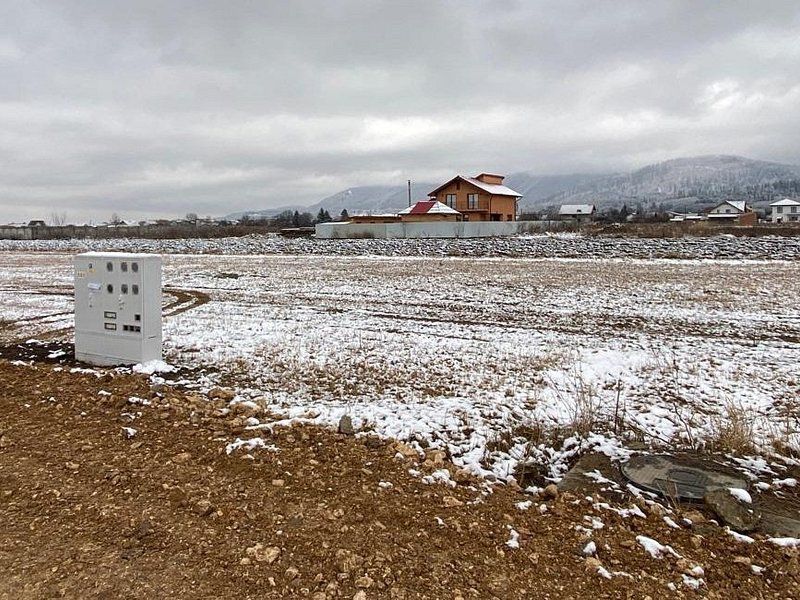 Vindem teren 500 mp cu toate utilitatile zona Cristian - Poză 1