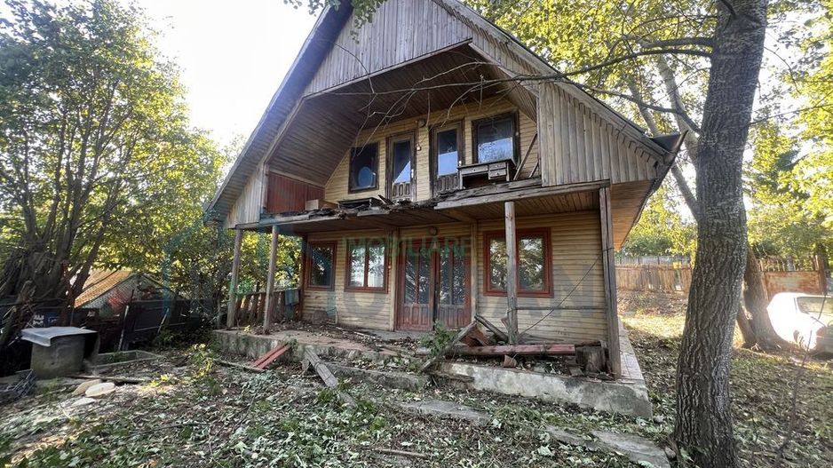 Teren 500 mp și cabană cu 4 camere în Paun - Poză 6