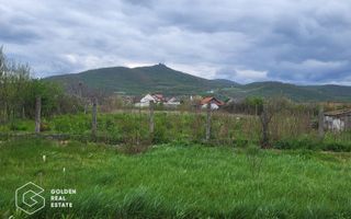Teren intravilan, comuna Siria - Poză 1
