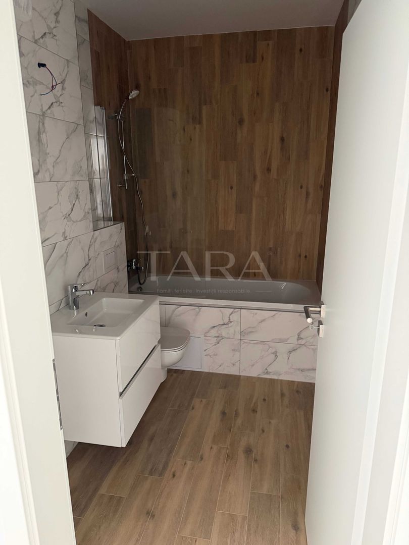 Apartament de vanzare, 3 camere, boxa inclusa, parcare. - Poză 8