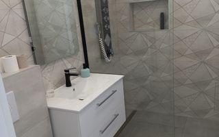 Casa Single cu 4 camere si 350 mp de curte, in Sura Mare - Poză 12