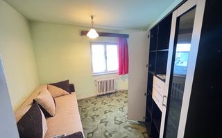 Oportunitate de cumpărare – Apartament 4 camere decomandat, zona Șagului - Poză 1