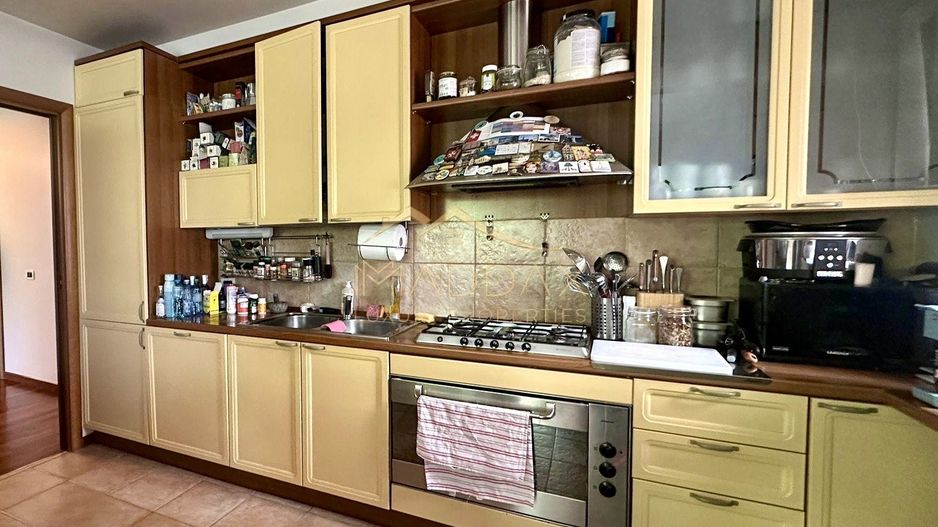 Apartament cu 4 camere *192mp* // Primaverii - Poză 6