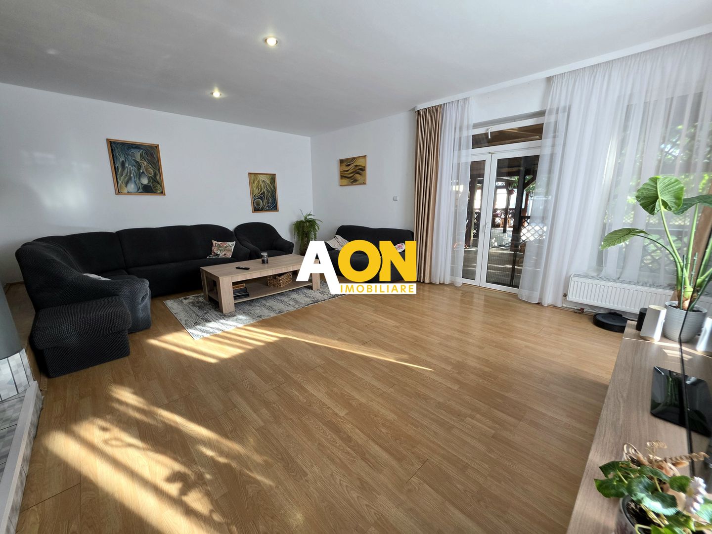 Casa 4 Camere, Zona Centru, 463mp Teren - Poză 2