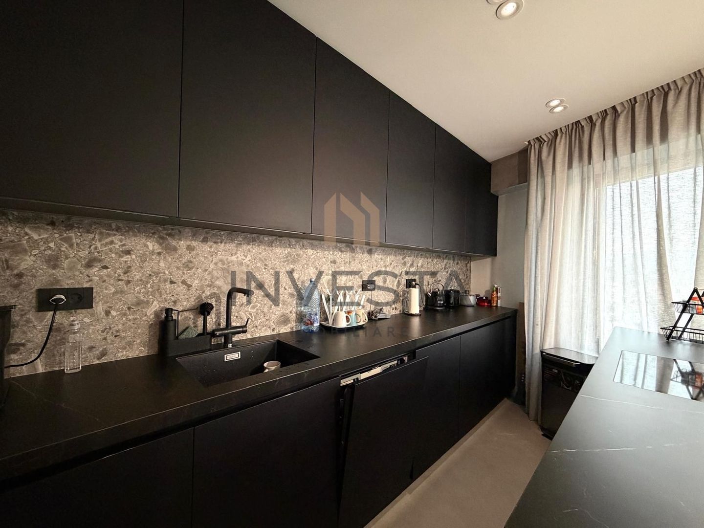 Apartament cu 3 camere in West City Tower ! - Poză 5