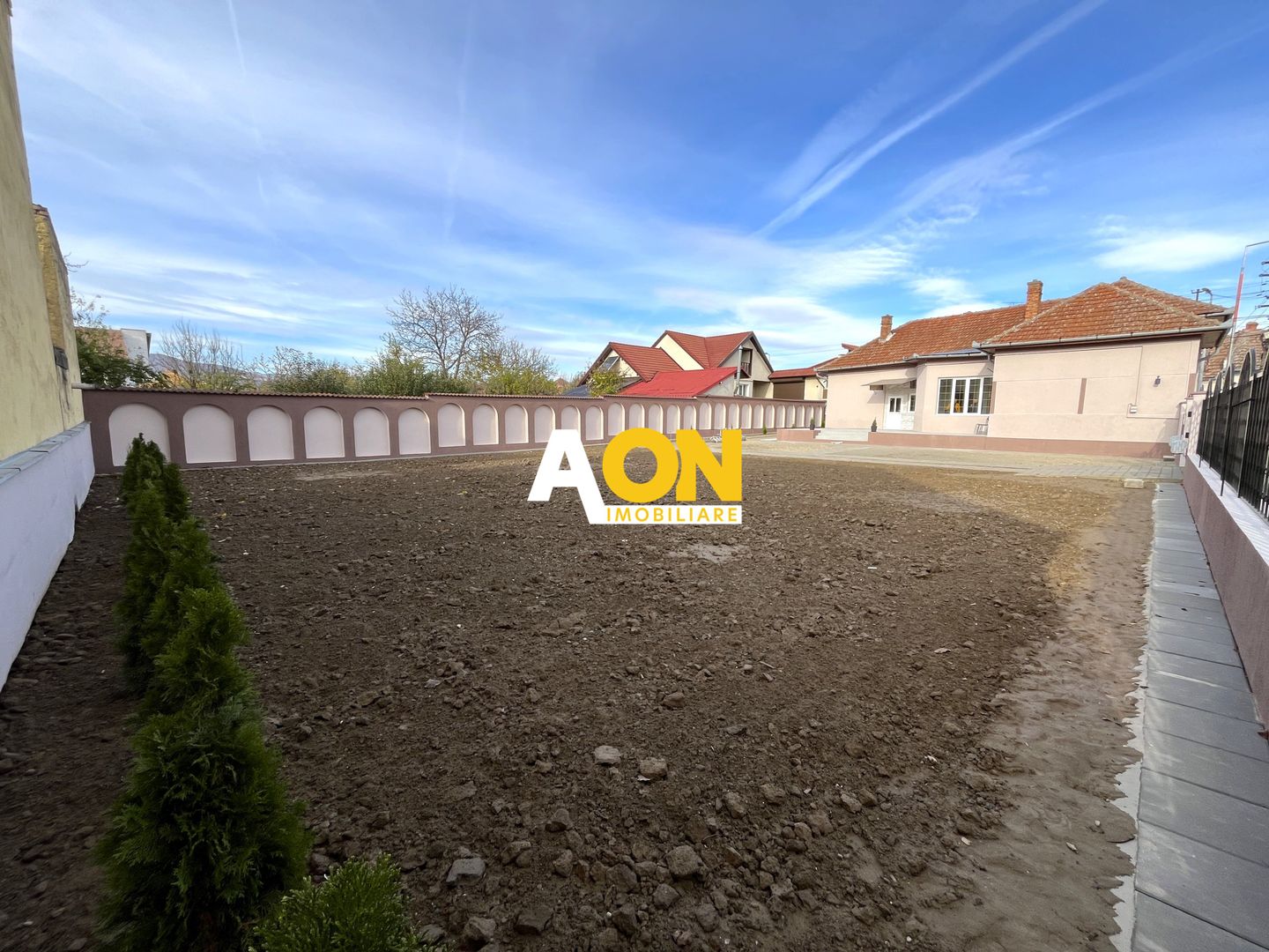 Casa-Vila de vanzare Alba Iulia-Centru - Poză 2