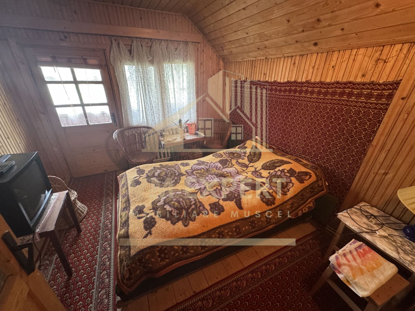 CASA 11 CAMERE TEREN 893 MP LEREȘTI ARGEȘ - Poză 15