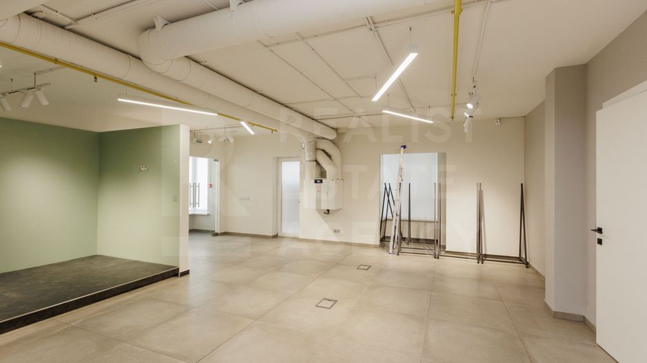 Vânzare, spațiu comercial, amplasat în Ungheni, pe str. Mihai Eminescu - Poză 16