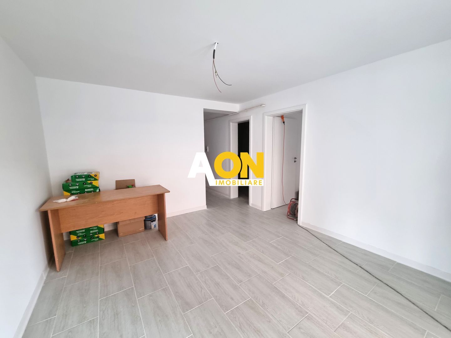 Apartament cu 2 Camere, Bloc Nou, Zona Schit - Poză 2