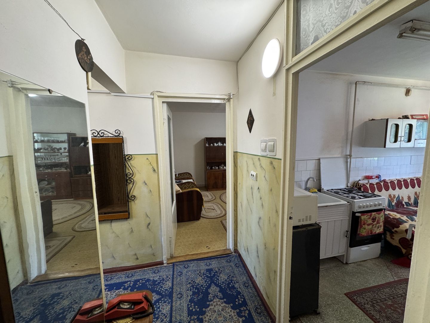Apartament decomandat cu 3 camere in Centrul Civic, strada Mihai Viteazul - Poză 5