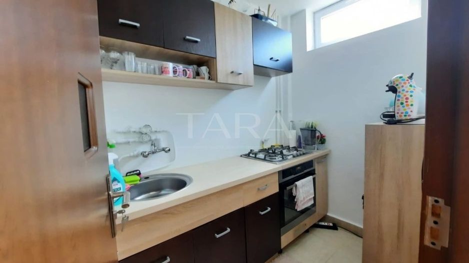 Garsonieră confort marit, cu balcon, zona linistita, Cluj-Napoca. - Poză 4