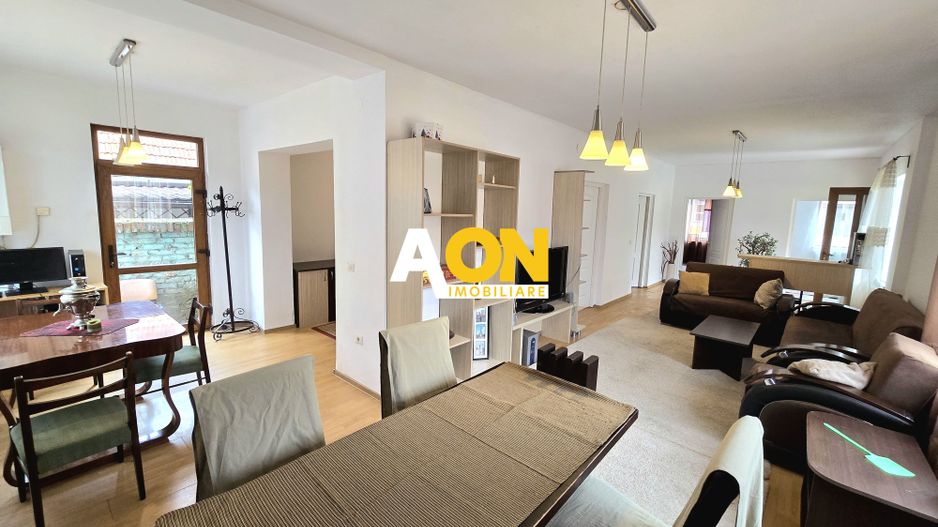 Casa Individuala 3 Camere, Zona Centru, 300mp Teren - Poză 3