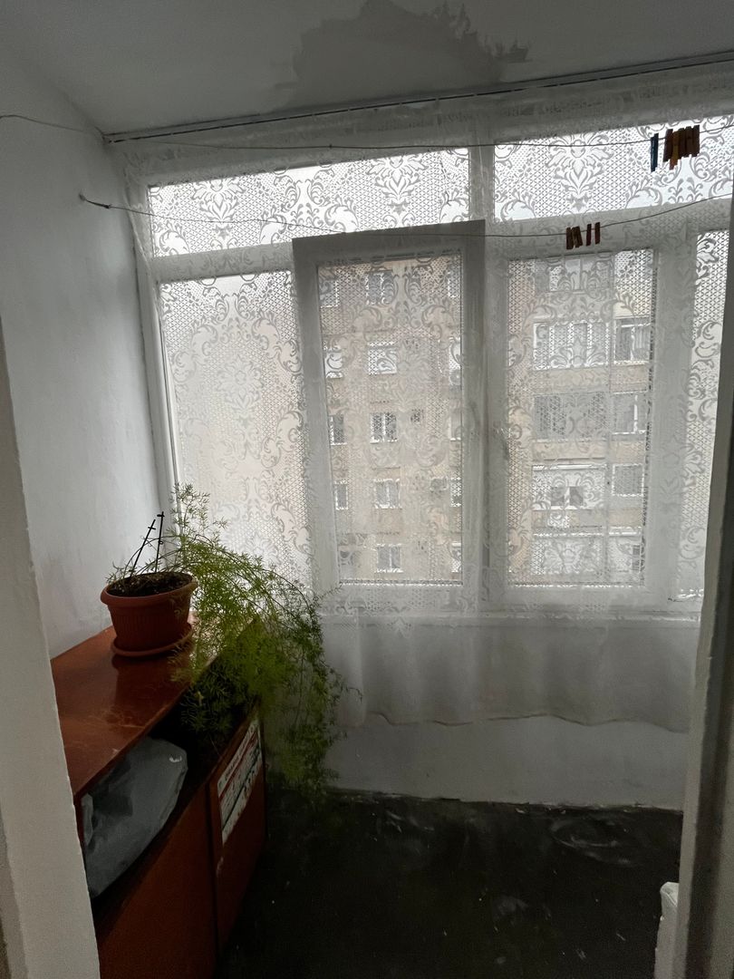 De vanzare apartament 2 camere Velenta - Poză 6