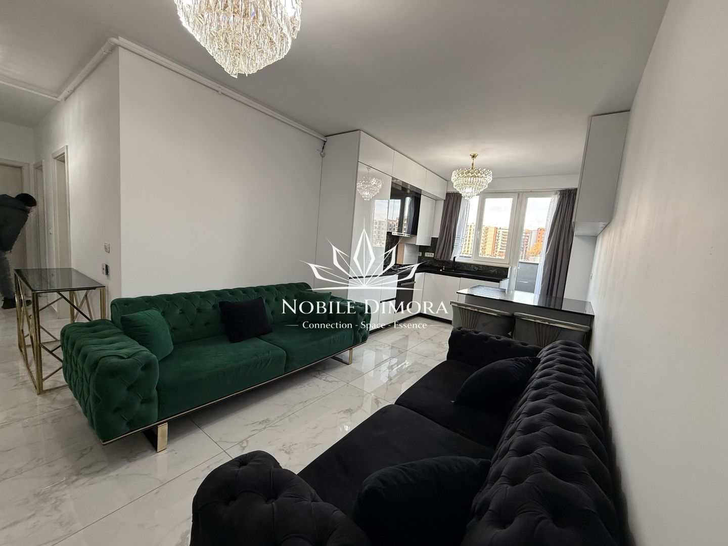 Apartament cu 3 camere, 2 bai, 2 balcoane, 2 locuri de parcare - Torontalului - Poză 3