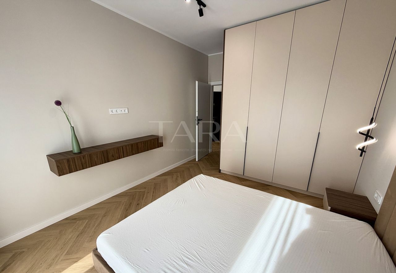 Apartament premium 2 camere, dressing, balcon, parcare subterana. - Poză 14