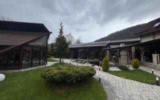 Pensiune deosebită în Bran || priveliște panoramică, facilitati premium - Poză 40