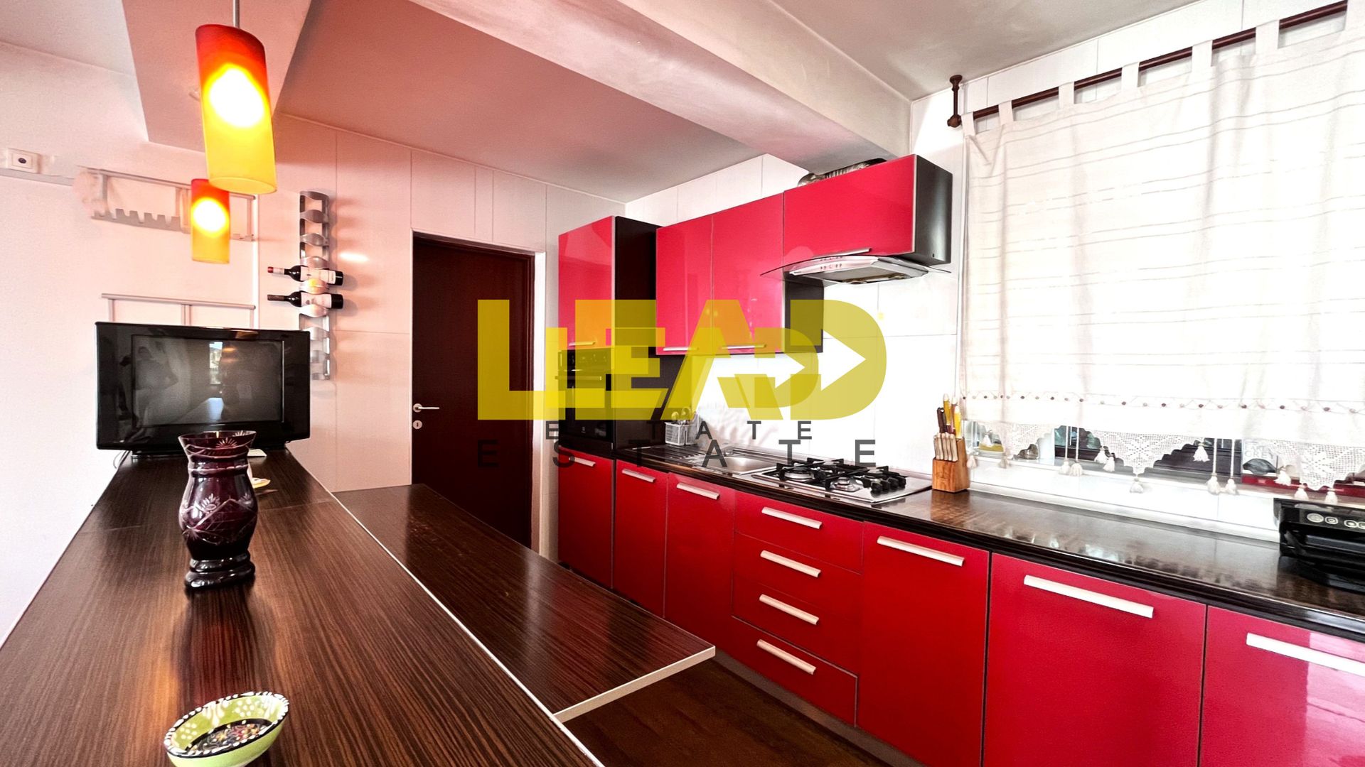 Oportunitate de achizitie vila deosebita, 250 mpu, curte 615 mp in Harman! - Poză 7