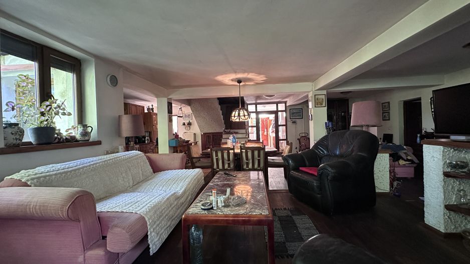 Vanzare casa in Pucioasa, Dâmbovița - 4 camere - teren 5.808 mp - Poză 11