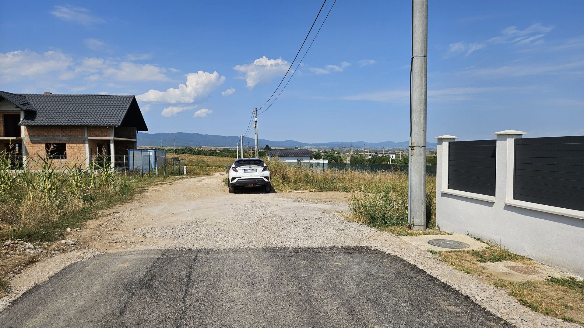 20min de Brasov teren cu toate utilitatile ,str Monumentului Feldioara, asfalt - Poză 6