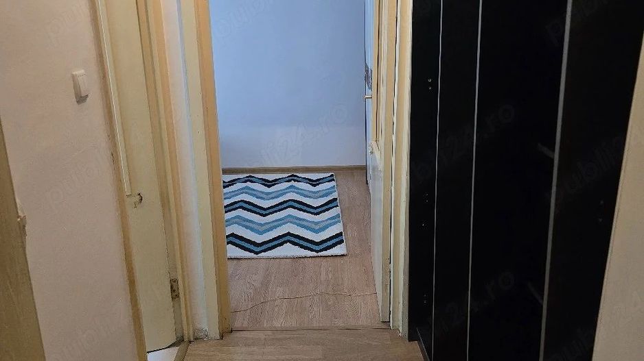 Inchiriez apartament cu 3 camere, decomandat, - Poză 6
