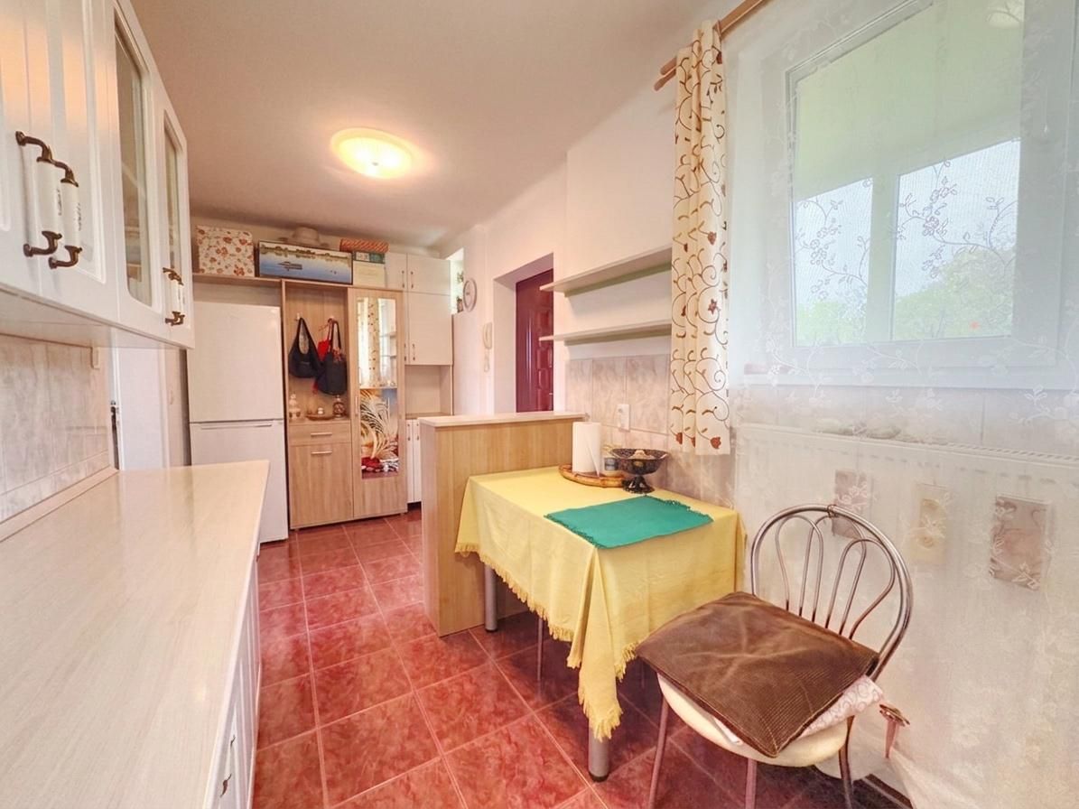 Apartament 2 camere, renovat complet – ideal locuință sau investiție - Poză 5
