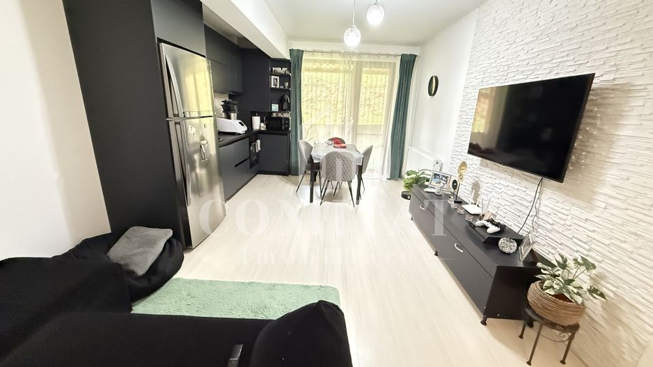 Apartament superb cu 2 camere | Loc de parcare | Zona Petrom - Baciu - Poză 2