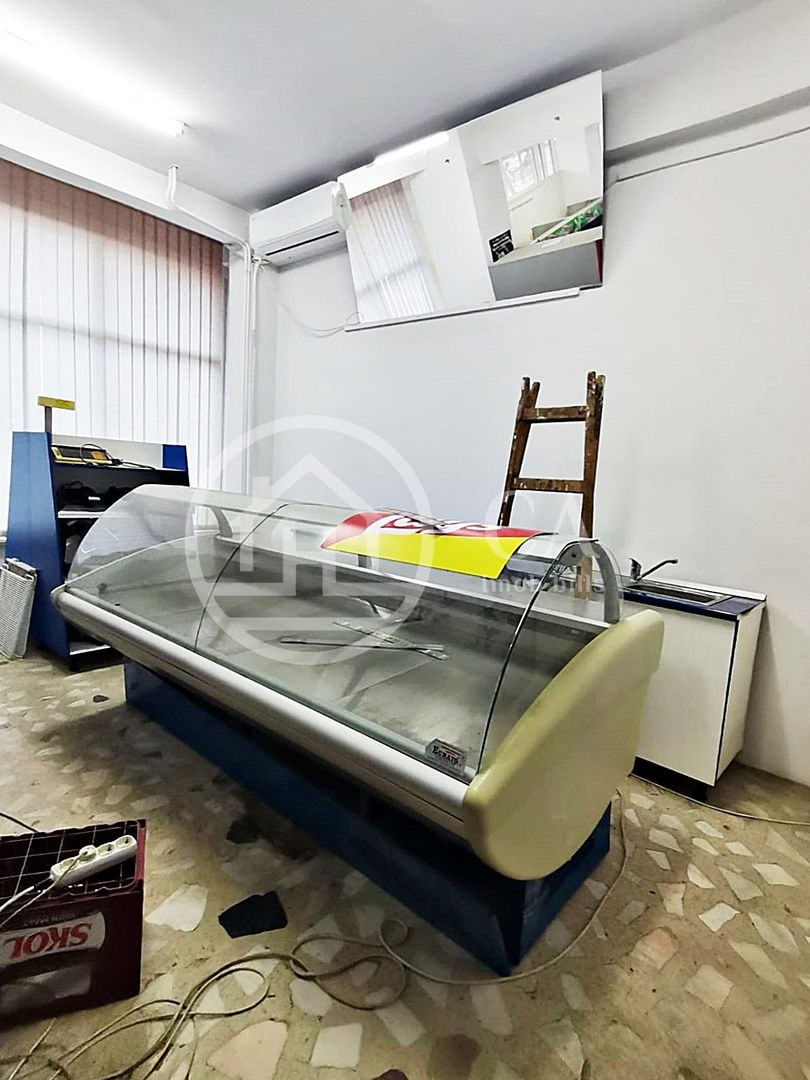 Spatiu comercial de inchiriat cu 3 camere in zona Cantemir, Oradea - Poză 11