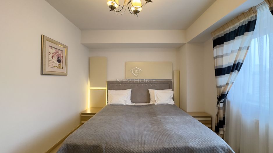 Apartament cu 3 camere, Parcare, P-ta Cipariu  zona Central - Poză 13