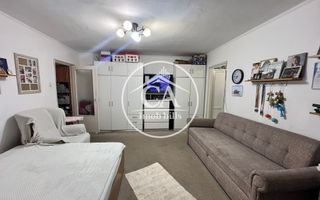 Apartament de vânzare cu 2 camere în zona Rogerius, Oradea - Poză 2