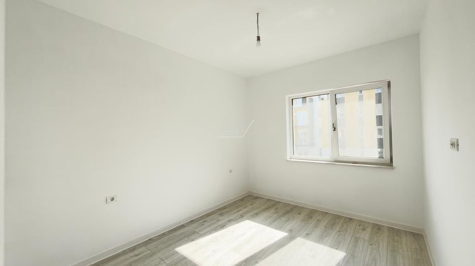 Bloc finalizat. Spatiu pod. Loc de parcare. Clima. - Poză 7