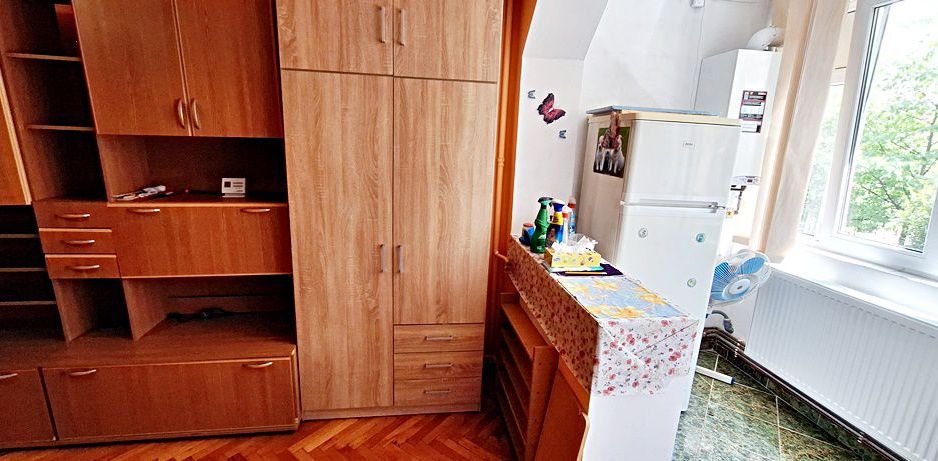 Garsoniera pe str. Soarelui, etaj 2, libera, 55000 euro - Poză 3