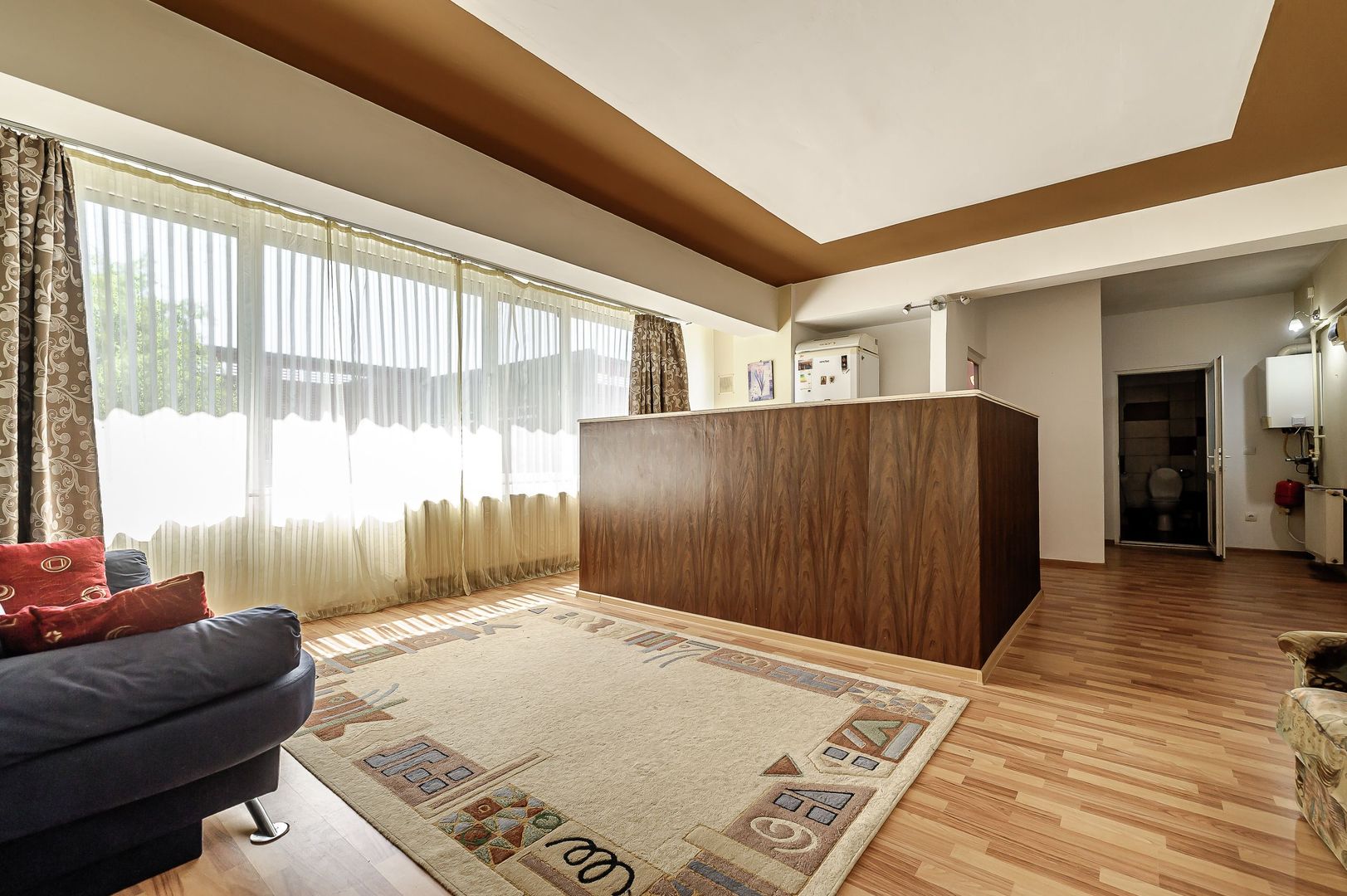VANDUT Apartament cu 2 camere spațios si luminos - Poză 2