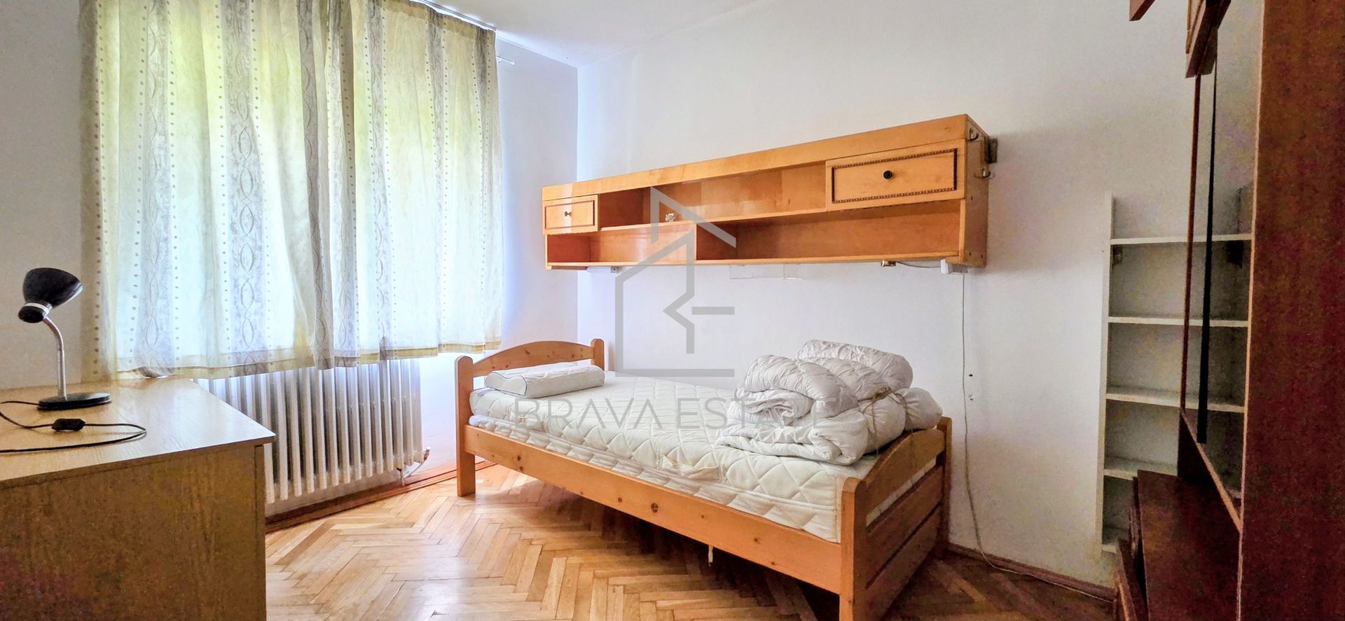Apartament 3 camere, 2 bai, balcon, zona UMF - Poză 11