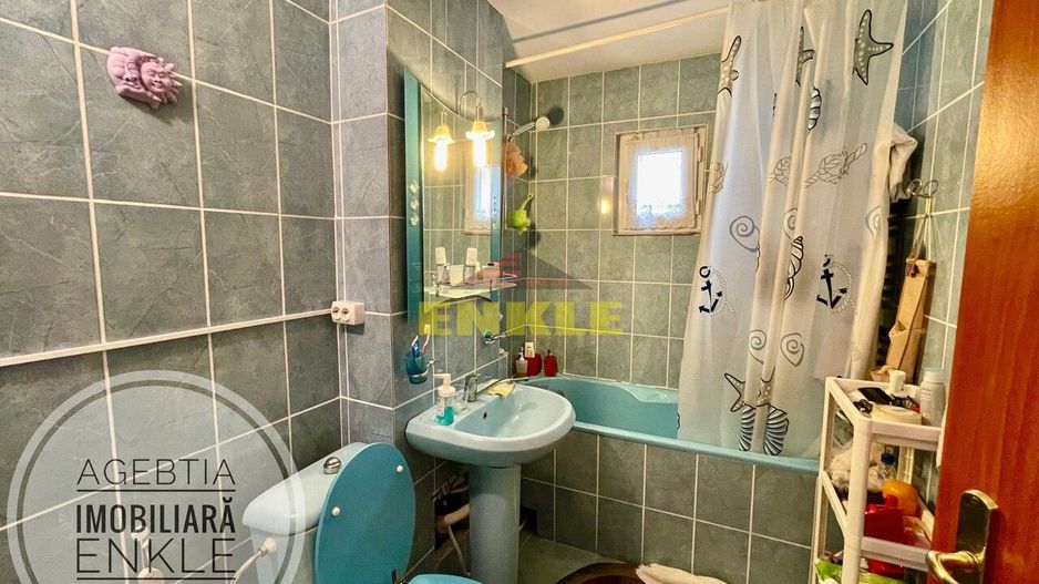 De vânzare apartament cu 2 camere, etaj 1 - Poză 9