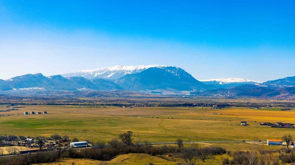 Teren 6 Hectare cu PUZ pentru Resort Turistic panorma Muntii Piatra Craiului - Poză 4