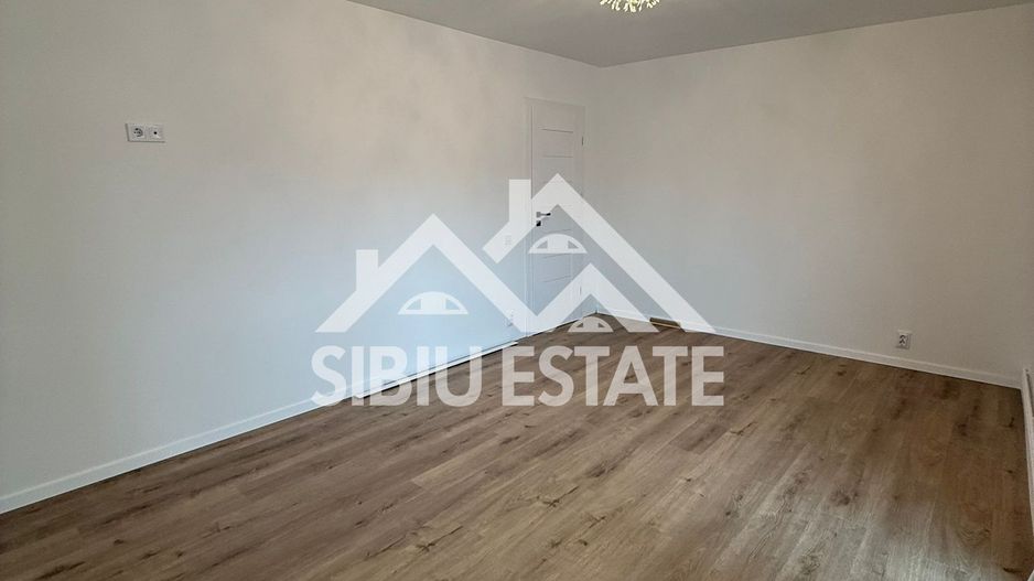 Locație excelentă! Apartament 3 camere renovat, etaj 1, Sibiu - Poză 26