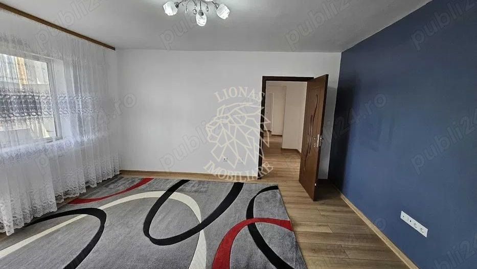 Apartament 4 camere 80 mp-balcon generos-renovat-Zona Andrei Muresanu - Poză 1