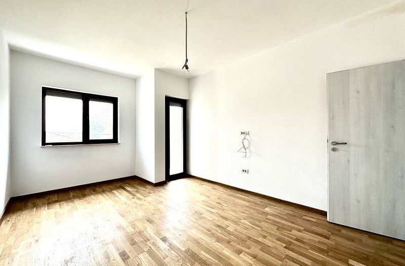 Duplex 5 camere, zona liniștită, in Dumbrăvița - Poză 15